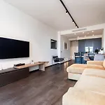 Free Parking In Luxury Suite With City View - Steps To Brignole Train Station